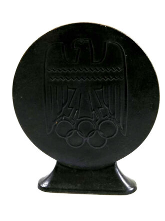 Olympiade 1936, gusseiserne Plakette mit Sockel " Im Jahre der olympischen Spiele 1936" Durchmesser 116mm. Sehr guter Zustand