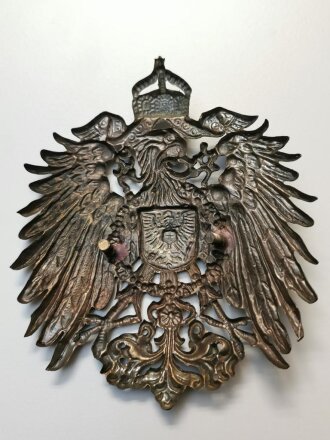 Kaiserreich, Emblem für eine Pickelhaube Modell 1900 für Mannschaften des Ostasiatischen Expeditionskorps, REPRODUKTION aus dünnem Buntmetall