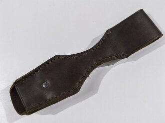 Koppelschuh zum Extraseitengewehr KS98 der Wehrmacht, REPRODUKTION aus dunkelbraunem Leder, sie erhalten ein ( 1 ) Stück