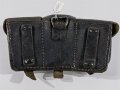 Patronentasche zum K98 Wehrmacht ( für 6 Ladestreifen). Schwarzes Leder, datiert 1944