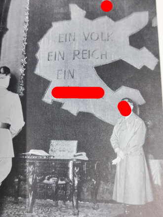"Adolf Hitler in Bilddokumenten seiner Zeit" Band 1 Jugend und Hitler - Hitler baut Großdeutschland, 160 Seiten, gebraucht, ca DIN A4