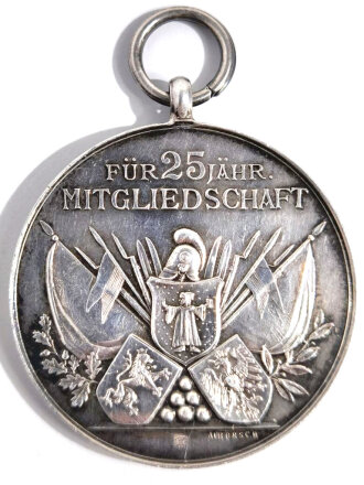 Bayern, schwere, tragbare Medaille " Für 25 jähr. Mitgliedschaft  Veteranen- und Krieger verein  Haidhausen. Durchmesser 38mm