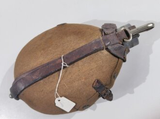 1.Weltkrieg, Feldflasche Modell 1910, datiert 1914. Ungereinigtes Stück in gutem Gesamtzustand