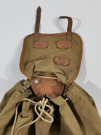 Gebirgsjäger Rucksack, frühe Ausführung , datiert 1939. Getragenes Stück in gutem Gesamtzustand