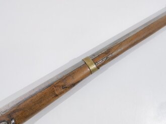 Österrreich/Ungarn Perkussionsgewehr für die Bürgerwehr aptiert von Steinschloßgewehr 1799, Hahn ergänzt, Ladestock fehlt,1 Schloßschraube ergänzt und zu klein, Länge 110 cm, Kaliber 18 mm