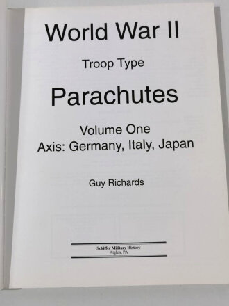 "World war II Troop Type Parachutes" Axis, 140 pages, used