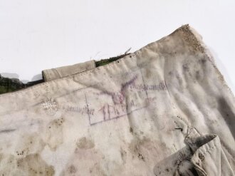 Waffen SS Wintertarnhose,. stark getragenes Stück mit vielen reparaturstellen, diese zum Teil auch neuzeitlich