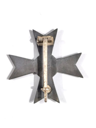 Kriegsverdienstkreuz 1. Klasse 1939 ohne Schwerter, Rückseitig mit Hersteller " L/11 für Wilhelm Deumer, Lüdenscheid ", sehr guter Zustand