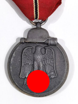 Medaille Winterschlacht im Osten mit Hersteller " 13...