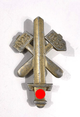 Leichtmetallabzeichen "10 Jahre NSDAP Gau Essen 1925 - 1935", rückseitig mit Kleberesten an der Nadel