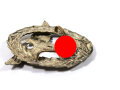 Adler für eine Schirmmütze der Feuerwehr / Feuerschutzpolizei III. Reich, 1. Form, beide Splinte vorhanden