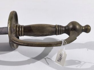 Preussen, Grenadiersäbel Modell 1816 ,  ohne Scheide,Truppenstempel,  Klinge mit FRW markiert, Klingenrücken gestempelt 1831, Griffstück noch nicht aus einem Stück gegossen  wie beim späteren Modell 1816