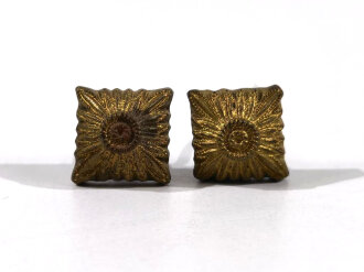III. Reich, Paar Rangsterne für Schulterklappen, Glas vergoldet, Kantenlänge 10,5 mm