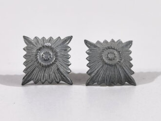 III. Reich, Paar Rangsterne für Schulterklappen, Zink , Kantenlänge 14 mm