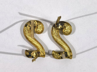 Paar Auflagen für Schulterklappen der Reichswehr oder frühen Wehrmacht "2" in Gold, Höhe 18,5 mm