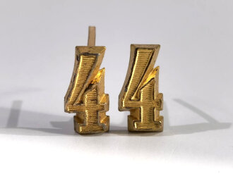 Paar Auflagen für Schulterklappen der Wehrmacht "4" in Gold, Höhe 18,5 mm