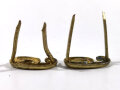 Paar Auflagen für Schulterklappen der Reichswehr oder frühen Wehrmacht "6 oder 9" in Gold, Höhe 19 mm