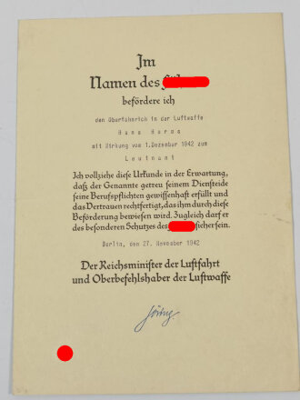 Luftwaffe, großformatige Beförderungsurkunde zum Leutnant datiert 1942, mittig gefaltet