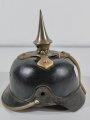 Korpus für eine Pickelhaube, Doppellöcher , ursprünglich nicht zusammengehörig