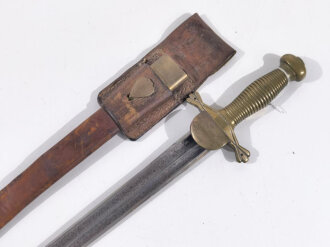 Frankreich, Hirschfänger aus französischem Glaive type Modell 1831 Ausführung für Miliz und Feuerwehr ,Klinge beschliffen,Parierstange und Scheide jagdlich modifiziert