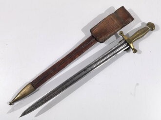 Frankreich, Hirschfänger aus französischem Glaive type Modell 1831 Ausführung für Miliz und Feuerwehr ,Klinge beschliffen,Parierstange und Scheide jagdlich modifiziert