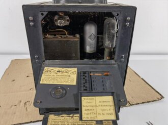 Luftwaffe Netzanschlussgerät NA6, Ln 27466. Originallack, Funktion nicht geprüft