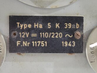 Kriegsmarine, Netzteil für 5 Watt Sende-Empfänger Ha5K39 (Marine Funkstation für kleinere Boote und Hilfsschiffe als Haupt oder Reservestation, Marinestellen an Land) Datiert 1943, Innen Restauriert! Originallack, Funktion nicht geprüft