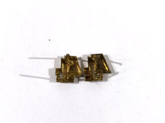 Paar Auflagen für Schulterklappen der Wehrmacht "4" in Gold, Höhe 13 mm