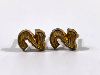 Paar Auflagen für Schulterklappen der Wehrmacht "2" in Gold, Höhe 13 mm