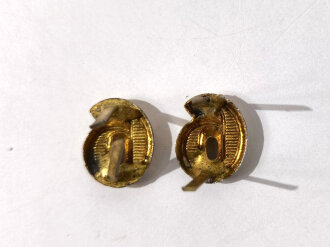 Paar Auflagen für Schulterklappen der Wehrmacht "6 oder 9" in Gold, Höhe 13 mm