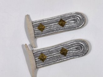 Heer, Paar Schulterstücke für einen Hauptmann in der Infanterie, Variante mit Stegen für die weisse Sommerfeldbluse