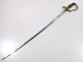 Heer, Säbel für Offiziere des Heeres, Hersteller Eickhorn Solingen, Modell Nr, 1693 "Wrangel" . Guter Zustand, die Scheide fehlt. Frühes Stück, Adler nach rechts. Klingenlänge 80,5cm