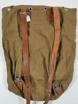 Rucksack aus Materialresten der Wehrmacht, Nachkriegsanfertigung " Schwerter zu Pflugscharen "