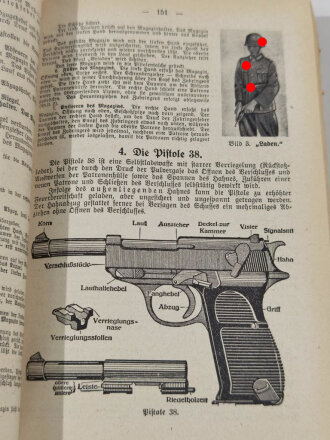 Der Dienstunterricht im Heere, Ausgabe für den Nachrichtensoldaten, 13. Auflage, Jahrgang 1942, 443 Seiten, DIN A5 , stark gebraucht