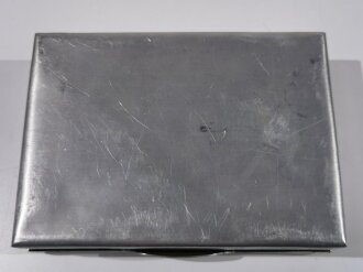 Aufbewahrungsdose aus Flugzeugaluminium der Luftwaffe 16 x 22 x 5cm, Nachkriegsanfertigung " Schwerter zu Pflugscharen"