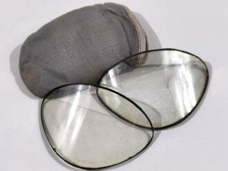 Paar Ersatzgläser für die Kradmelderbrille der Wehrmacht, gehört in der Hülle vorne in den Aufbewahrungskasten.