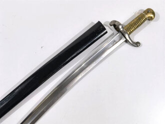 Frankreich, Seitengewehr Modell 1842 nummerngleich, Ringdurchmesser 23 mm, Scheide neuzeitlich geschwärzt, Hersteller Chatellerault 1853 ?