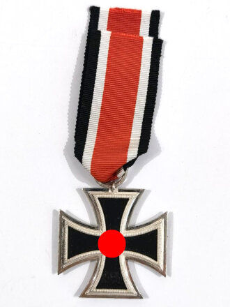 Eisernes Kreuz 2. Klasse 1939, Hersteller " 4 "...