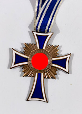 Ehrenkreuz der Deutschen Mutter in Bronze mit langem...