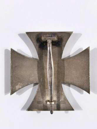 Eisernes Kreuz 1. Klasse 1939, seitlich an der rechten...