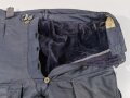 Luftwaffe, Hose für fliegendes Personal. getragenes Stück, ein Reissverschluss auf Knopfverschluss geändert, ein andere Reissverschluss defekt. Die Taschen an den Beinen zum Teil  entfernt, ebenso der Heizanschluss