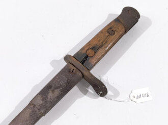Belgien, Seitengewehr/Epeebajonett kurz  für Mauser Gewehr Modell 24, Stahlscheide, Gesamtlänge 48 cm, korrodiert, Klinge gereinigt