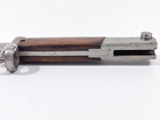 Jugoslawien, Seitengewehr  Modell 1924 mit Koppelschuh, nummerngleich, Gesamtlänge 54 cm,