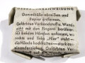 Verbandpäckchen,  kleine Ausführung für Verbandkasten, datiert 1944