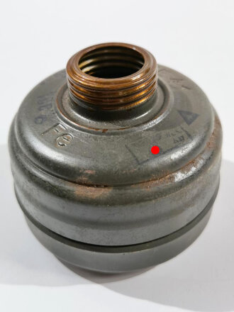 Gasmaskenfilter , Filtereinsatz 41 der Wehrmacht, Originallack, datiert 1944