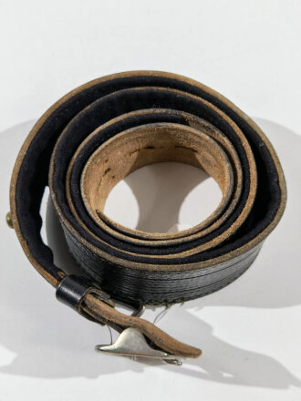 Zweidornkoppel für Offiziere , schwarzes Leder, Gesamtlänge 124cm