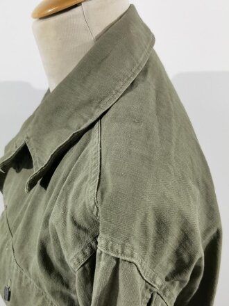 U.S. WWII Jacket, HBT, with gas flap, size 36R