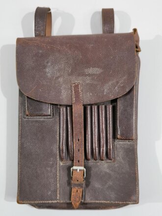 Kartentasche Wehrmacht, schokoladenbraunes Leder , Leichtmetallbeschläge, datiert 1939. Weiches Leder, ungereinigtes Stück