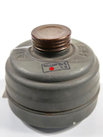 Filter für eine Gasmaskendose der Wehrmacht, Filtereinsatz 41 datiert 1944