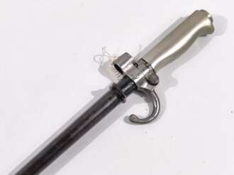 Frankreich, Epee Seitengewehr  Modell 1886 Lebel,  nummerngleich, Weißmetallgriff vernietet, alte Drückerform